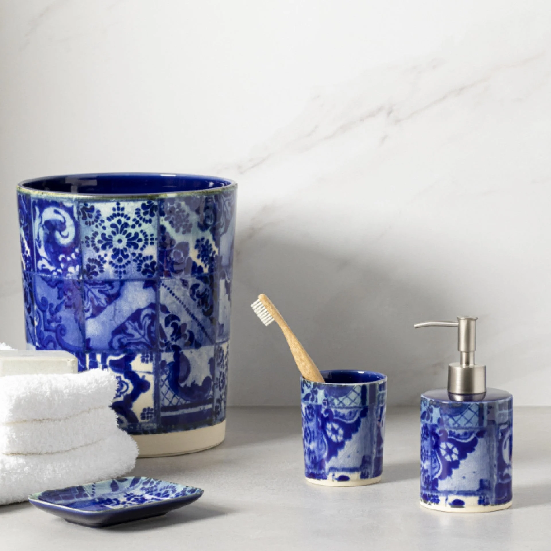 Lisboa 4" Bath Tumbler