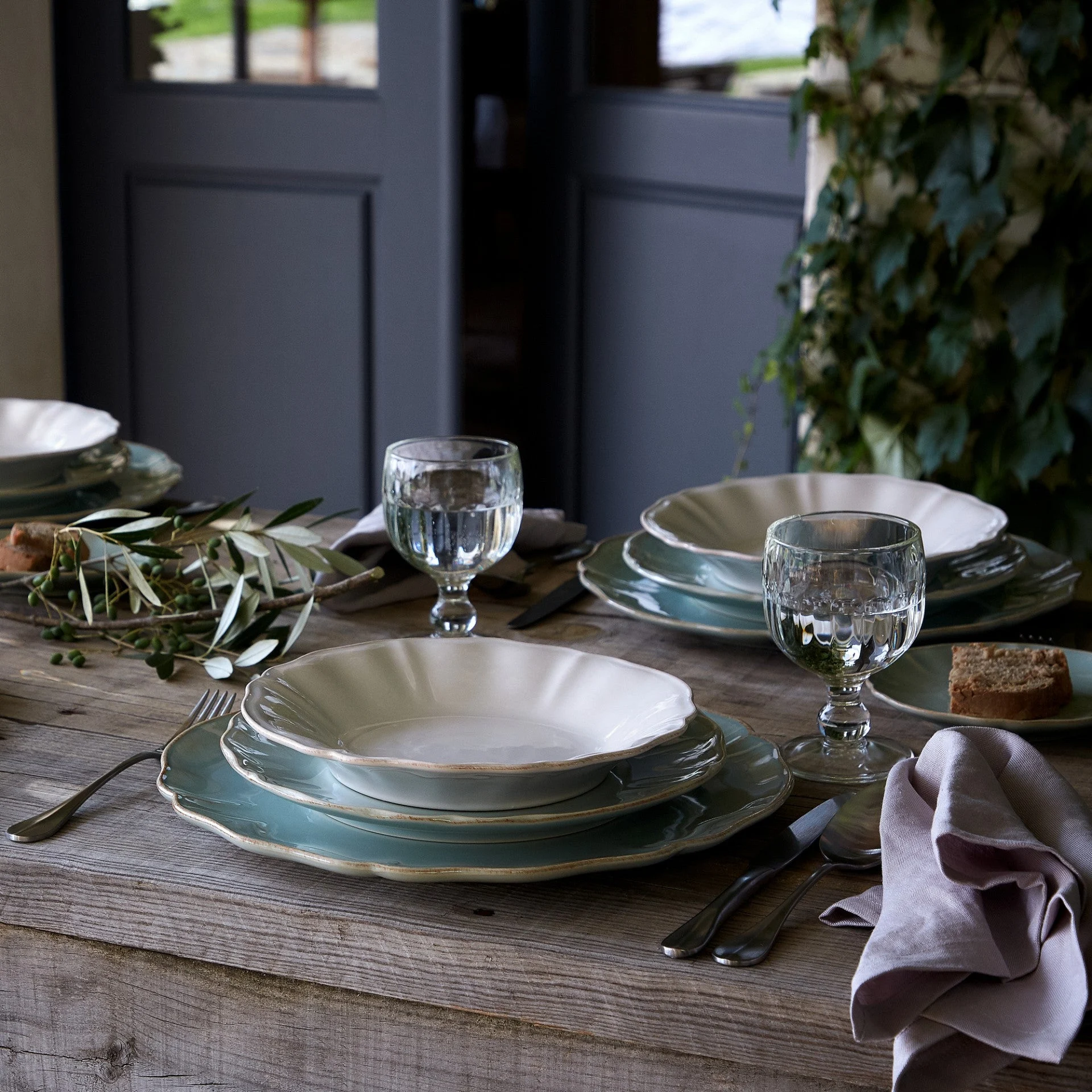 Alentejo 10" Pasta Plate