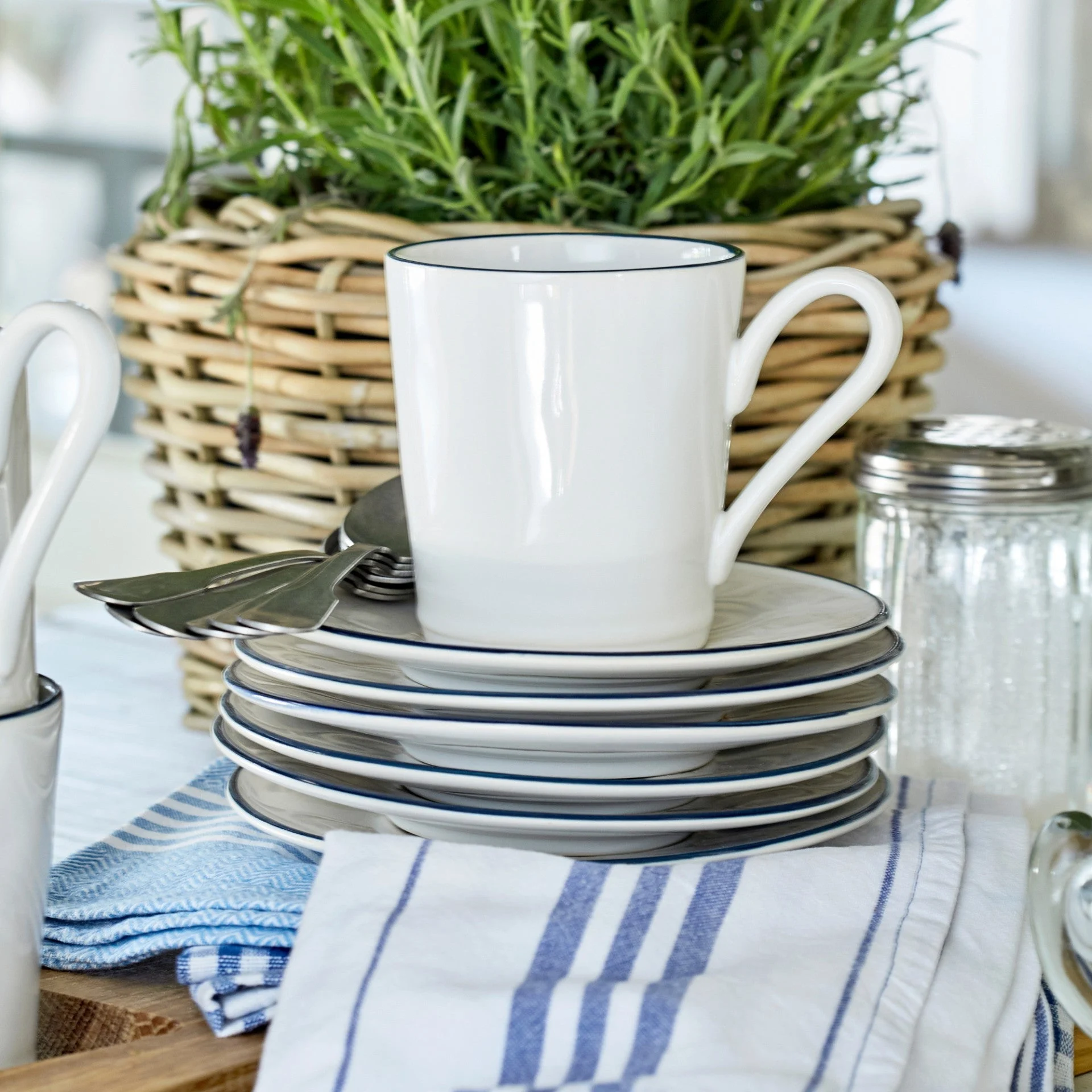 Beja 12oz Mug