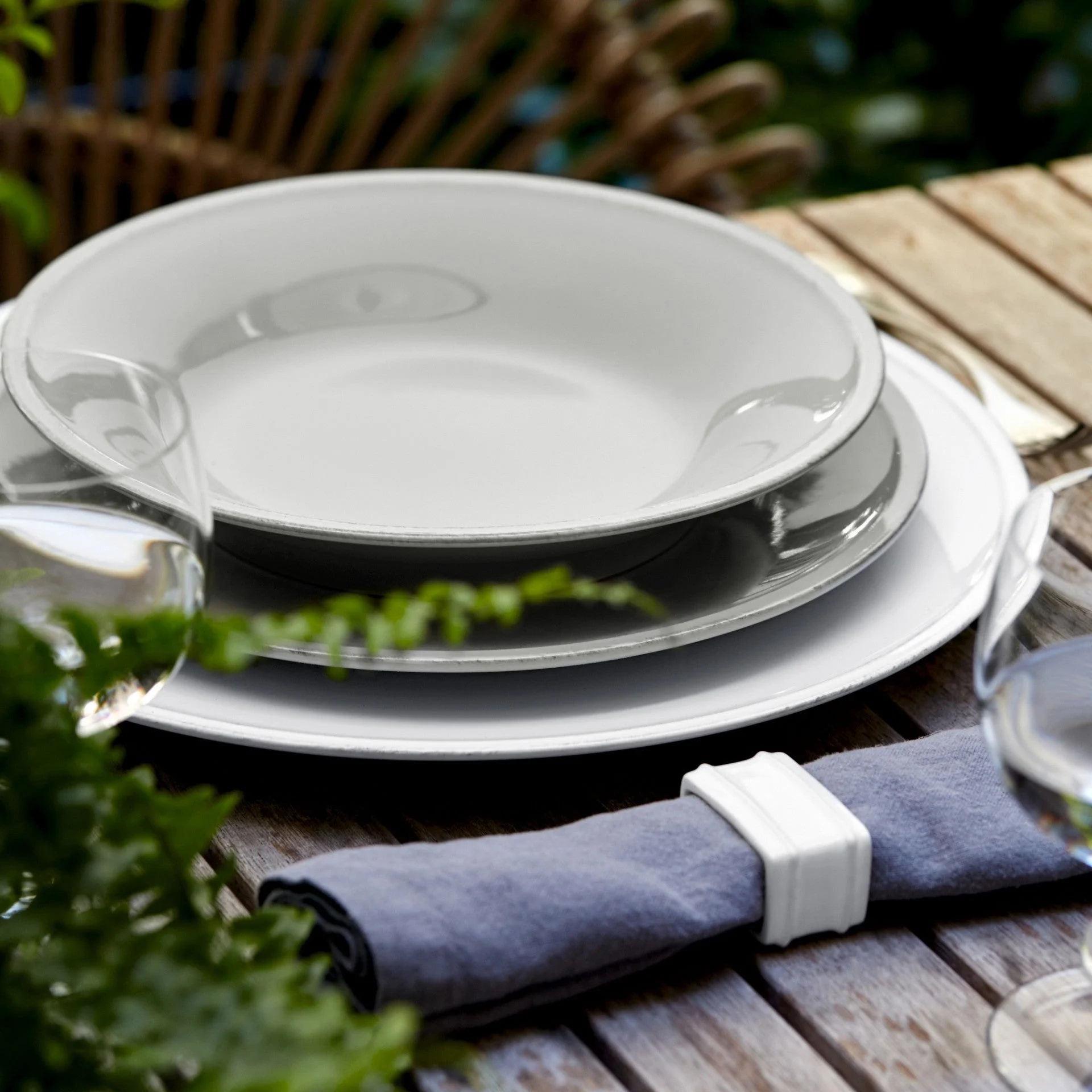 Friso 14" Charger/Platter
