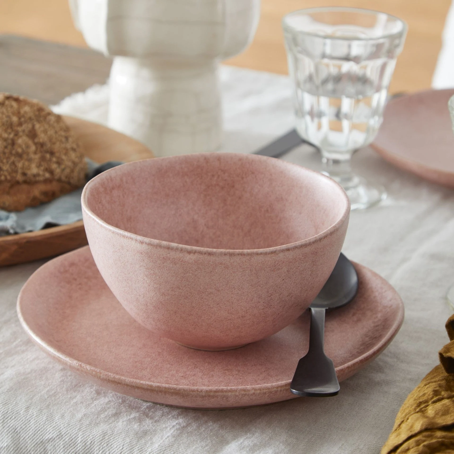 Livia Salad Plate