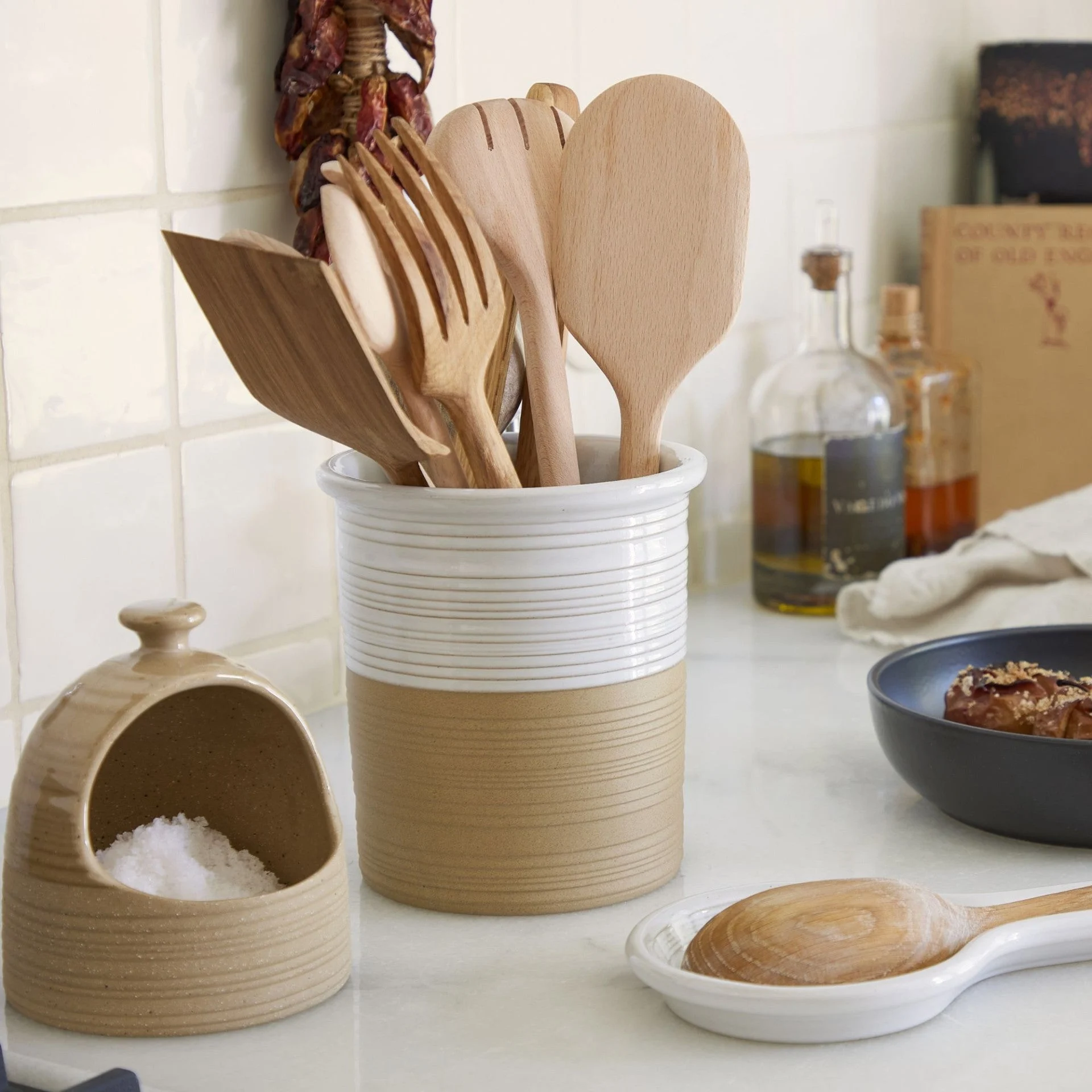Scotia 7" Utensil Holder