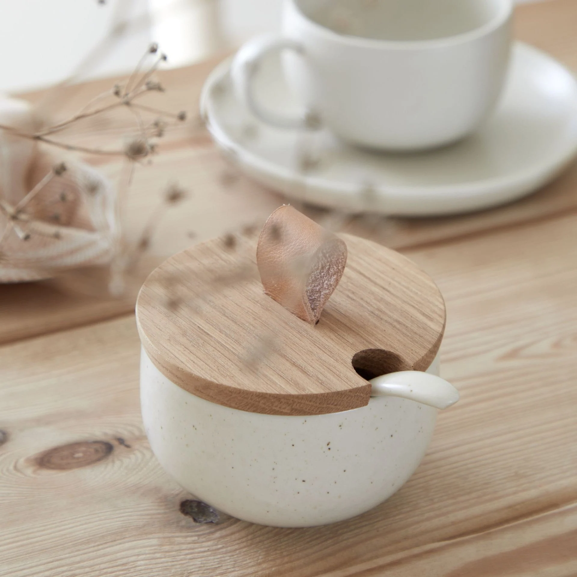 Pacifica Sugar Bowl w. Spoon
