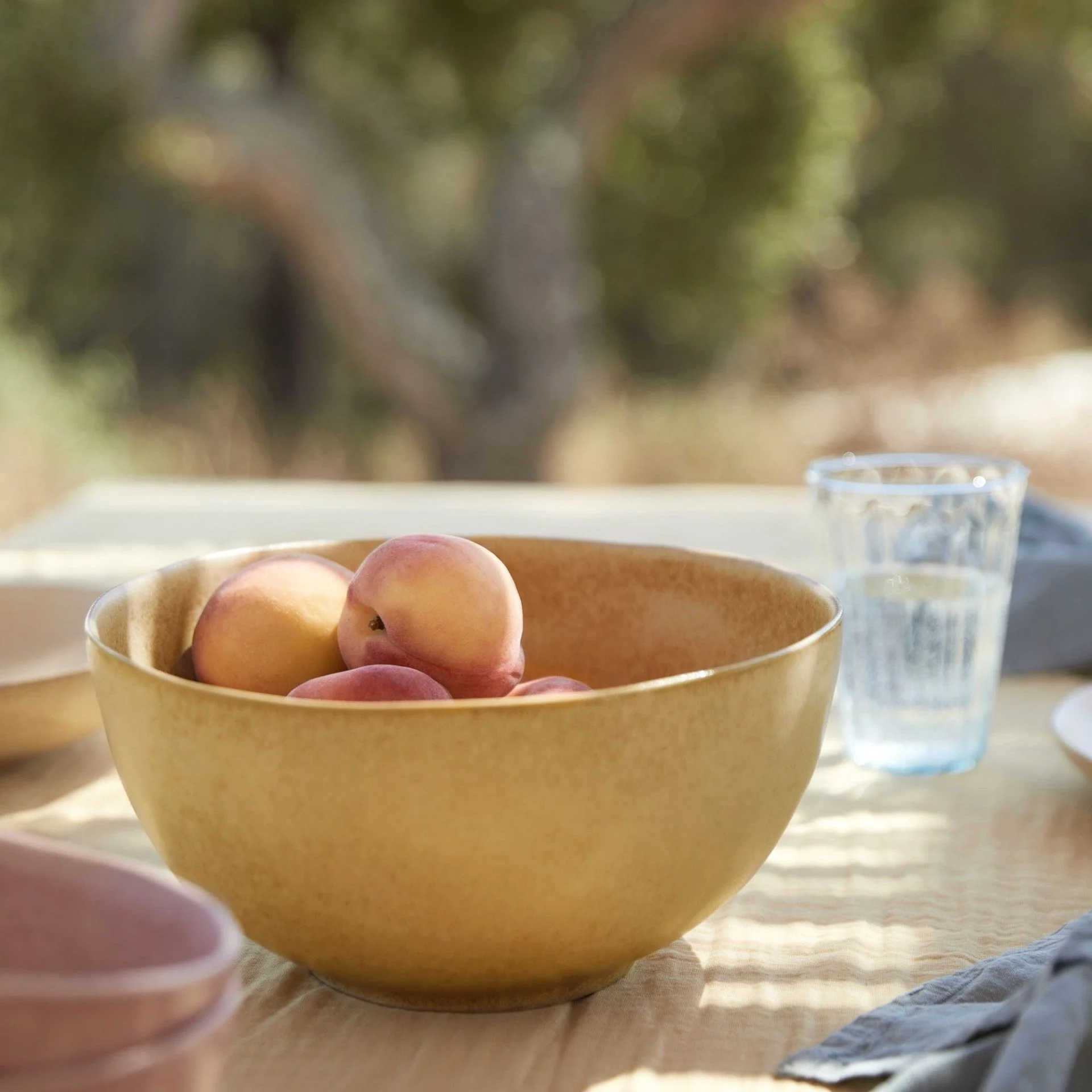 Livia 10" Serving Bowl