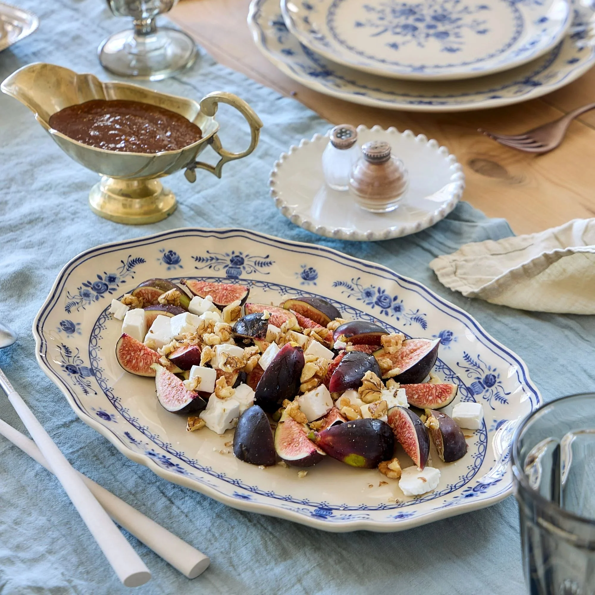 Vila Oval Serving Platter