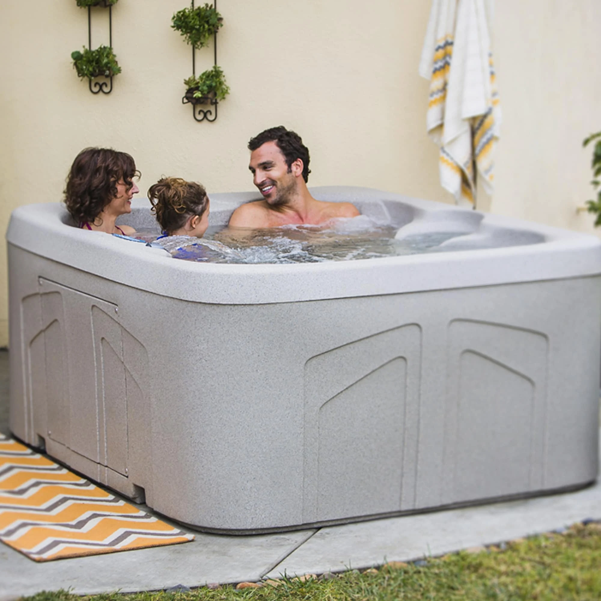 Lifesmart LS100DX 4-Person 20-Jet 110v Plug and Play Spa with Waterfall