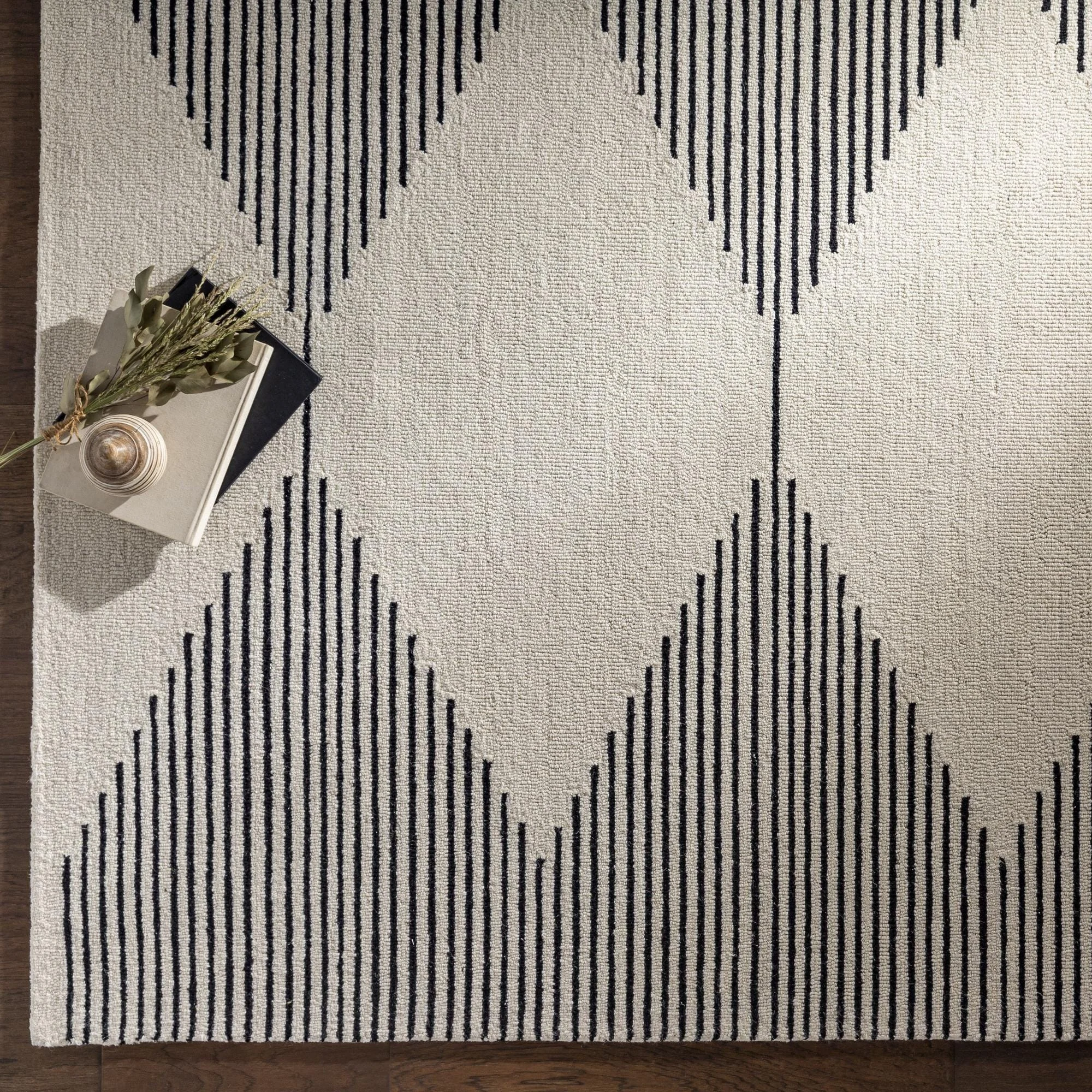 Livabliss Granada Minimalist Diamond Hand Tufted Area Rug