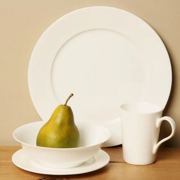 Red Vanilla Rimmed Bone China 16Pc Dinner Set
