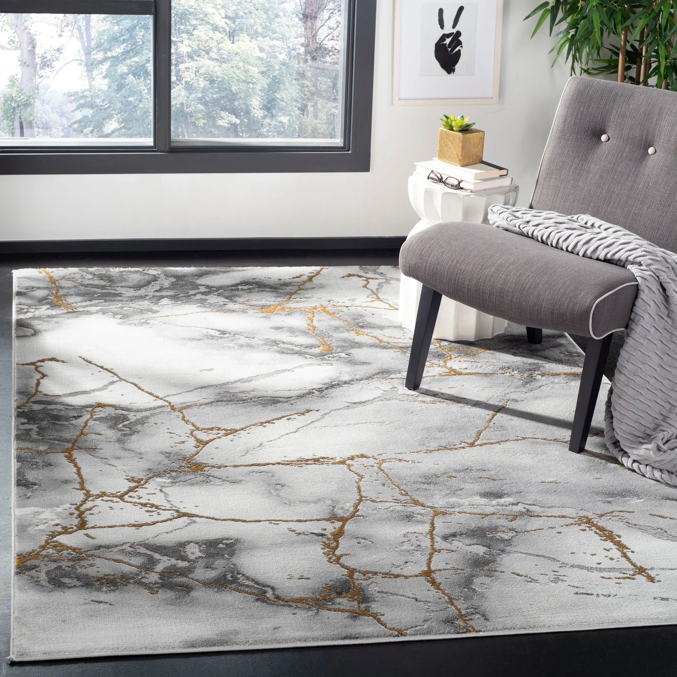 SAFAVIEH Craft Miyase Modern Abstract Rug
