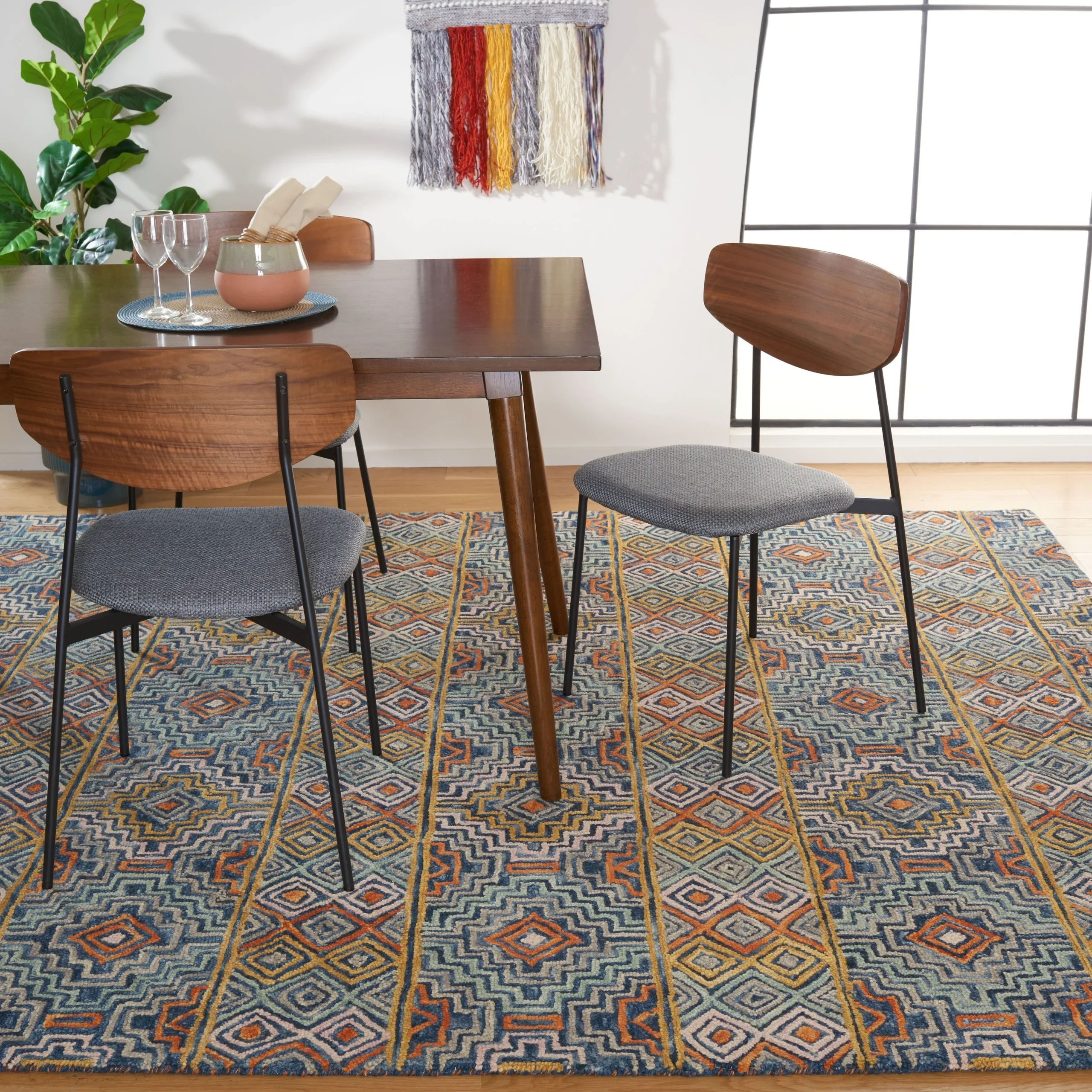SAFAVIEH Handmade Aspen Licia Bohemian & Eclectic Tribal Wool