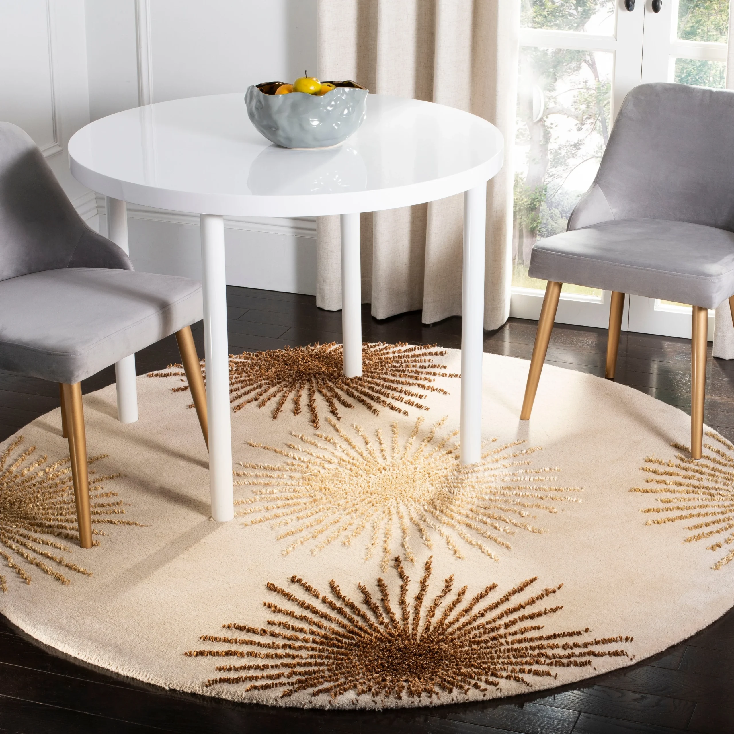 SAFAVIEH Handmade Soho Sade New Zealand Wool Rug