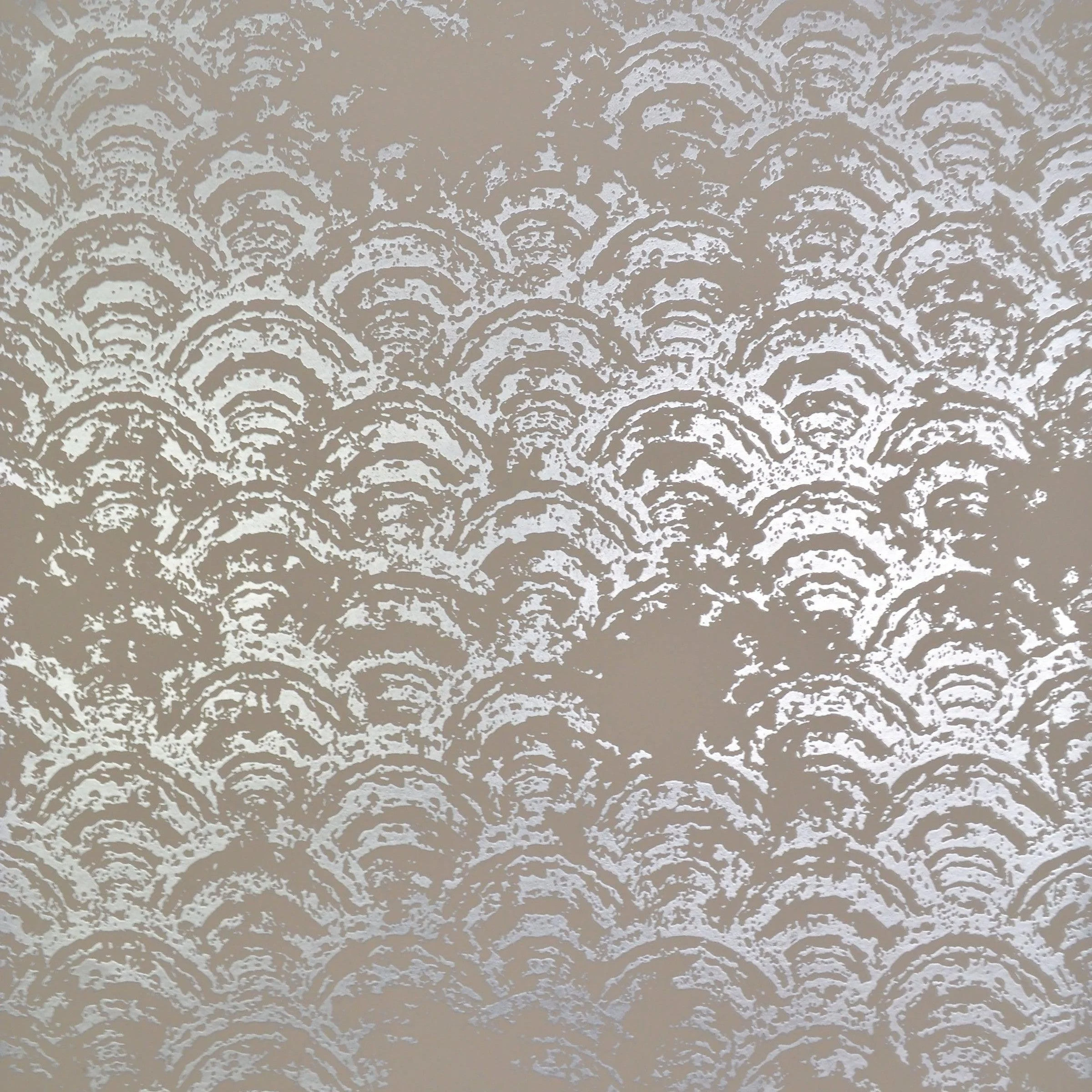 Eclipse Wallpaper // Khaki & Silver