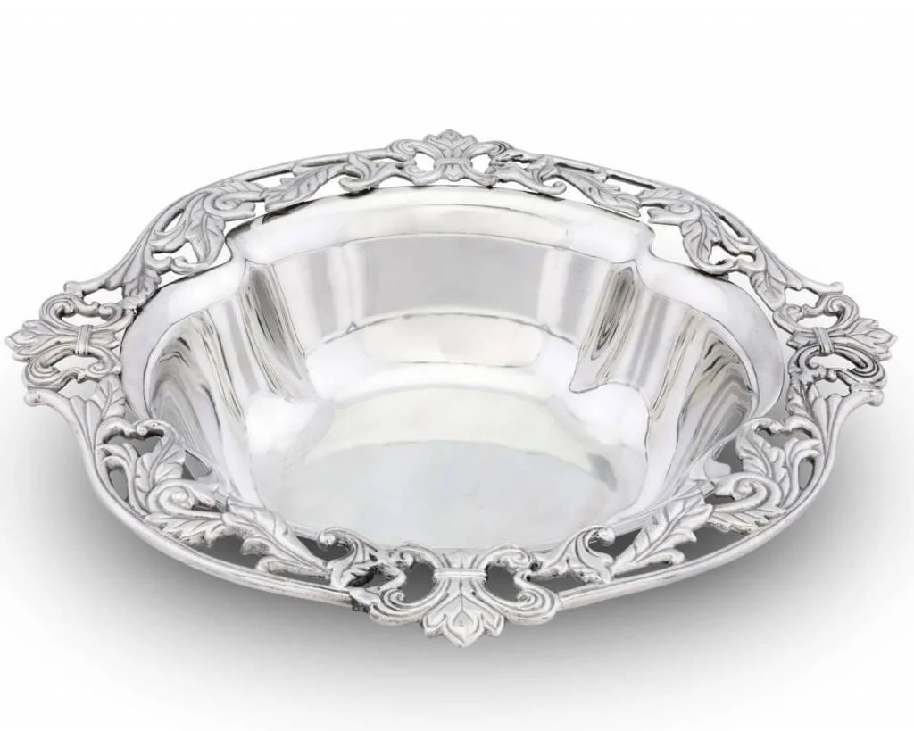 Bowl Fleur de Lis Acanthus