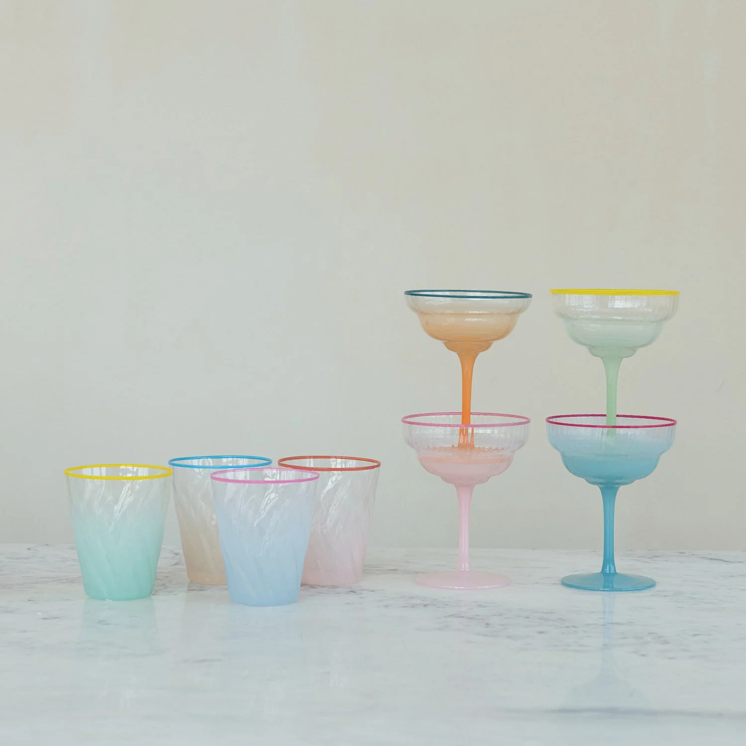 8oz Twisted Drinking Glass with Ombre Rim