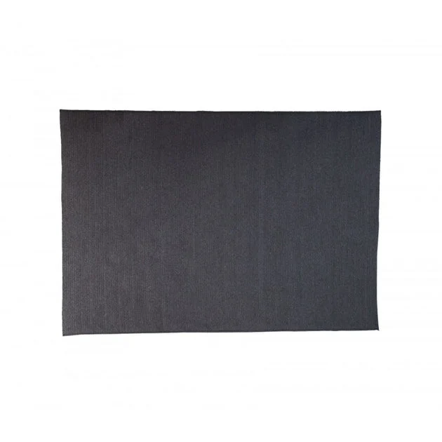 Circle 94.49" x 66.93" Area Rug