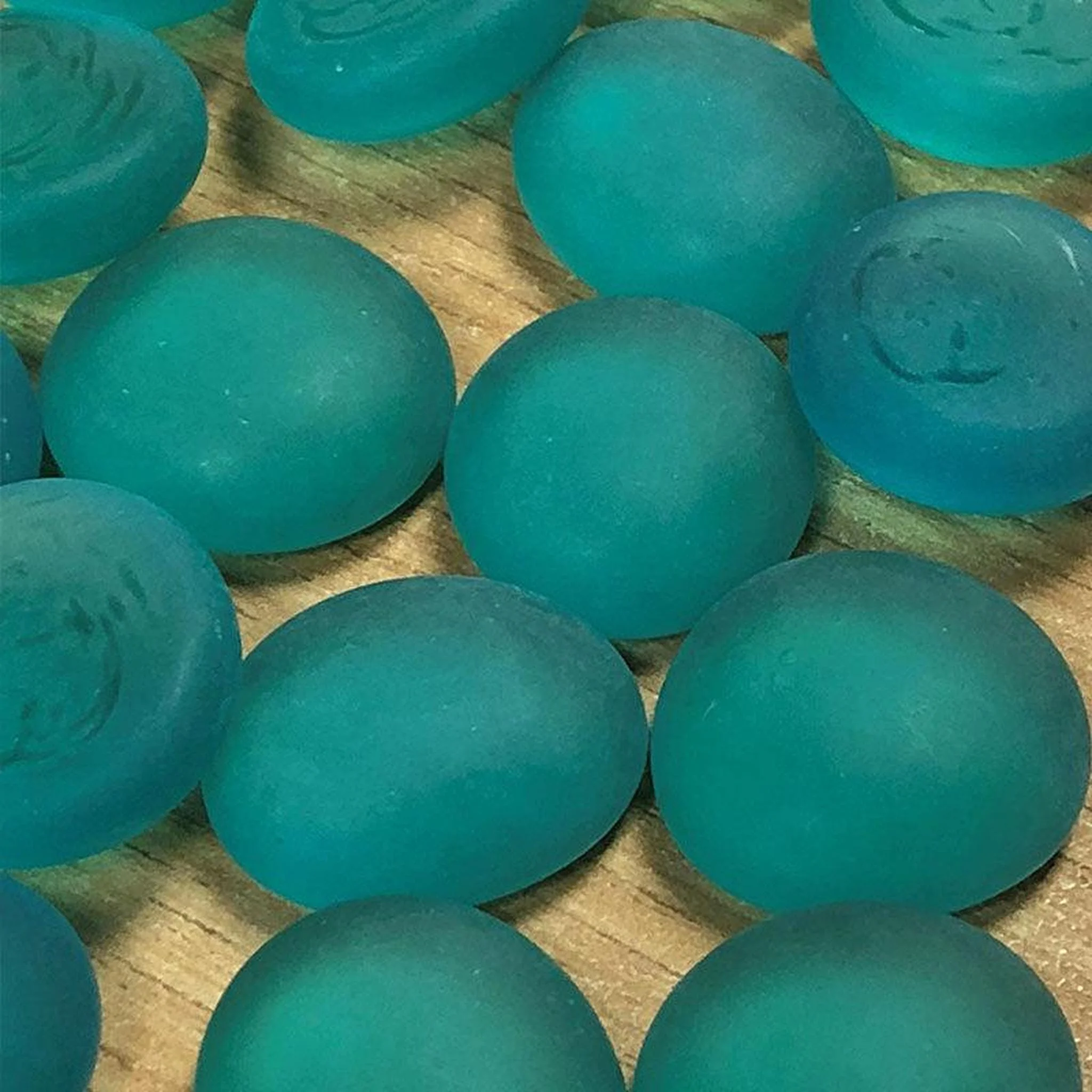 American Specialty Glass Teal Medium Size Frosted Glass - 22 Lbs. Bag